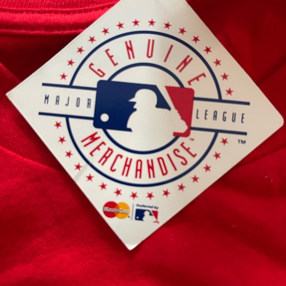 Brand new Cardinal T shirt from 2014 Central Division Champions. NWT. - Picture 5 of 5
